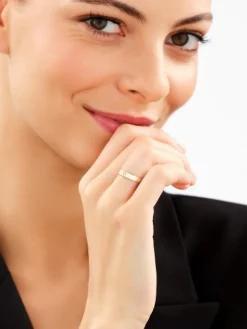 Złoty pierścionek z cyrkoniami - serce