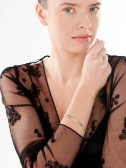 Złoty pierścionek z emalią