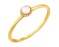 Złoty pierścionek z perłą