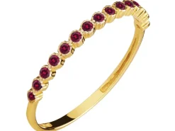 Złoty pierścionek z rubinami syntetycznymi