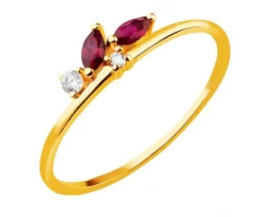 Złoty pierścionek z rubinami syntetycznymi i cyrkoniami
