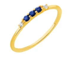 Złoty pierścionek z szafirami syntetycznymi i cyrkoniami