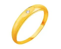 Złoty pierscionek z cyrkonią